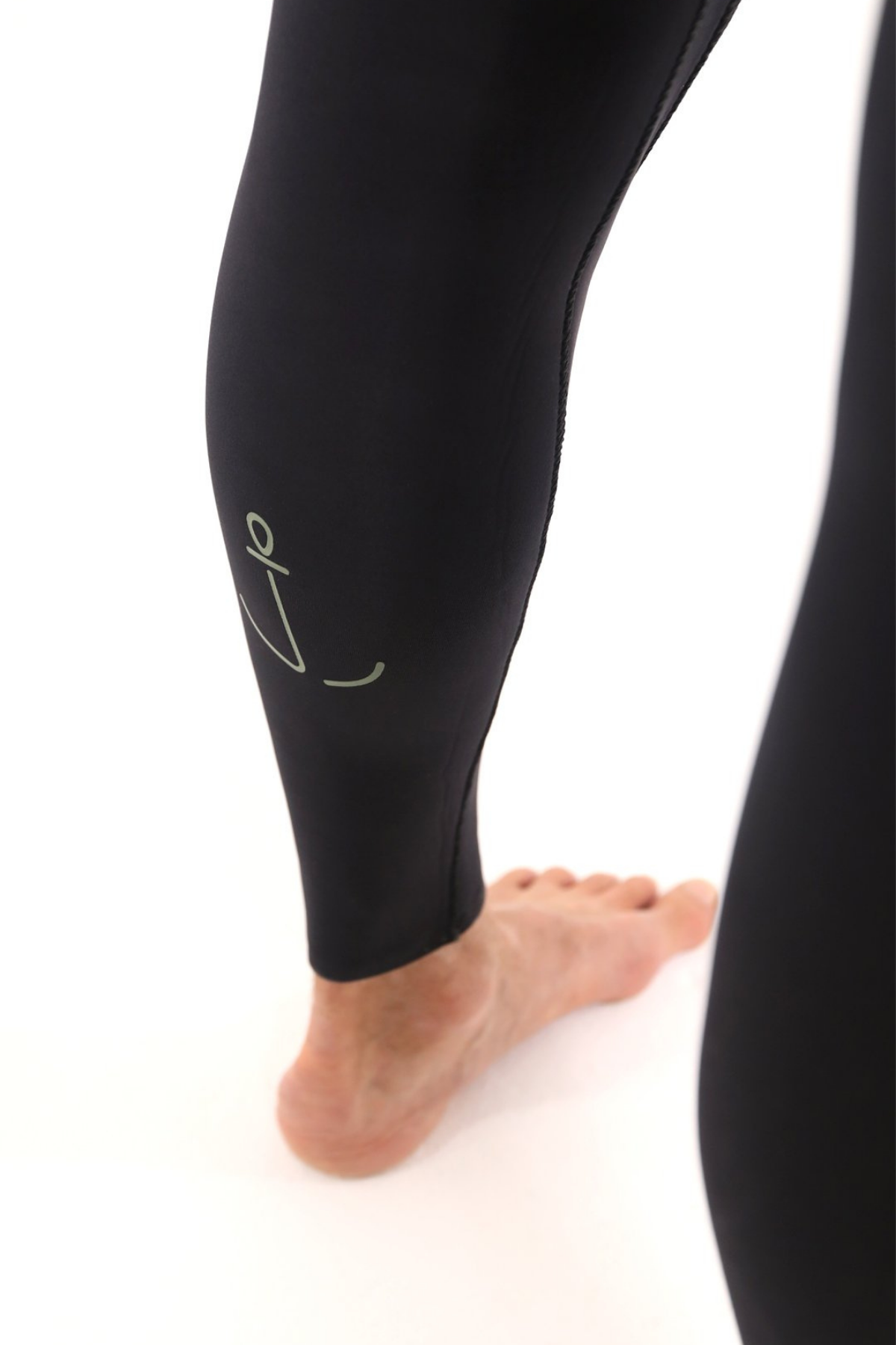 Yulex™ Suit | 4.3 mm | Integral | Black