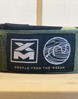 XM x SNS Leash 9’ longboard genou