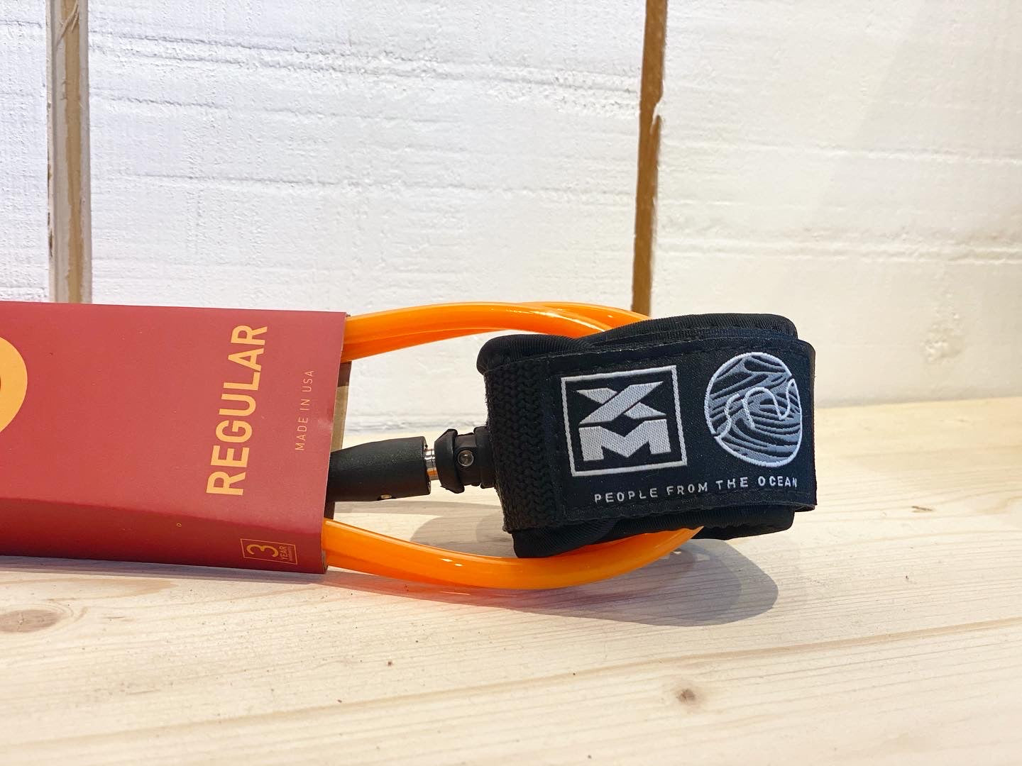 XM x SNS Leash 6´ shortboard