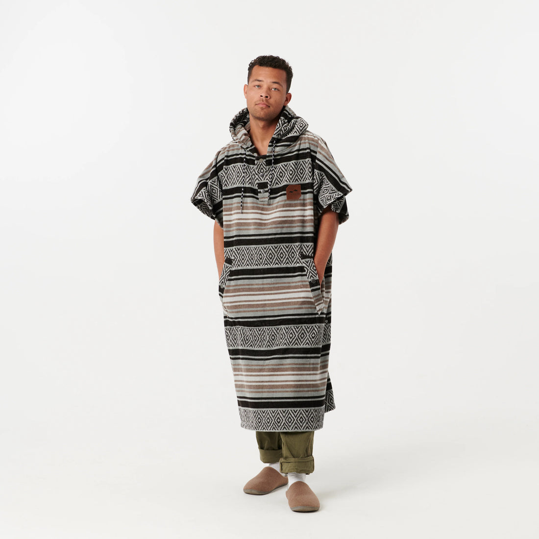 SLOWTIDE OSO - COURTYARD extra warm PONCHO S/M