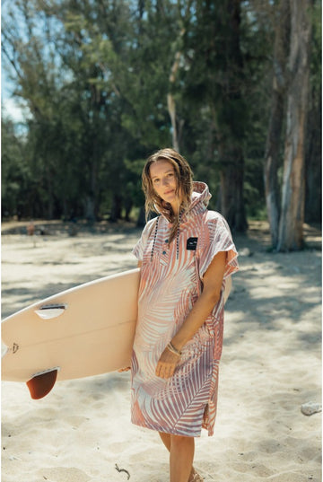 SLOWTIDE - HALA QUICK DRY PONCHO PINK - L/XL