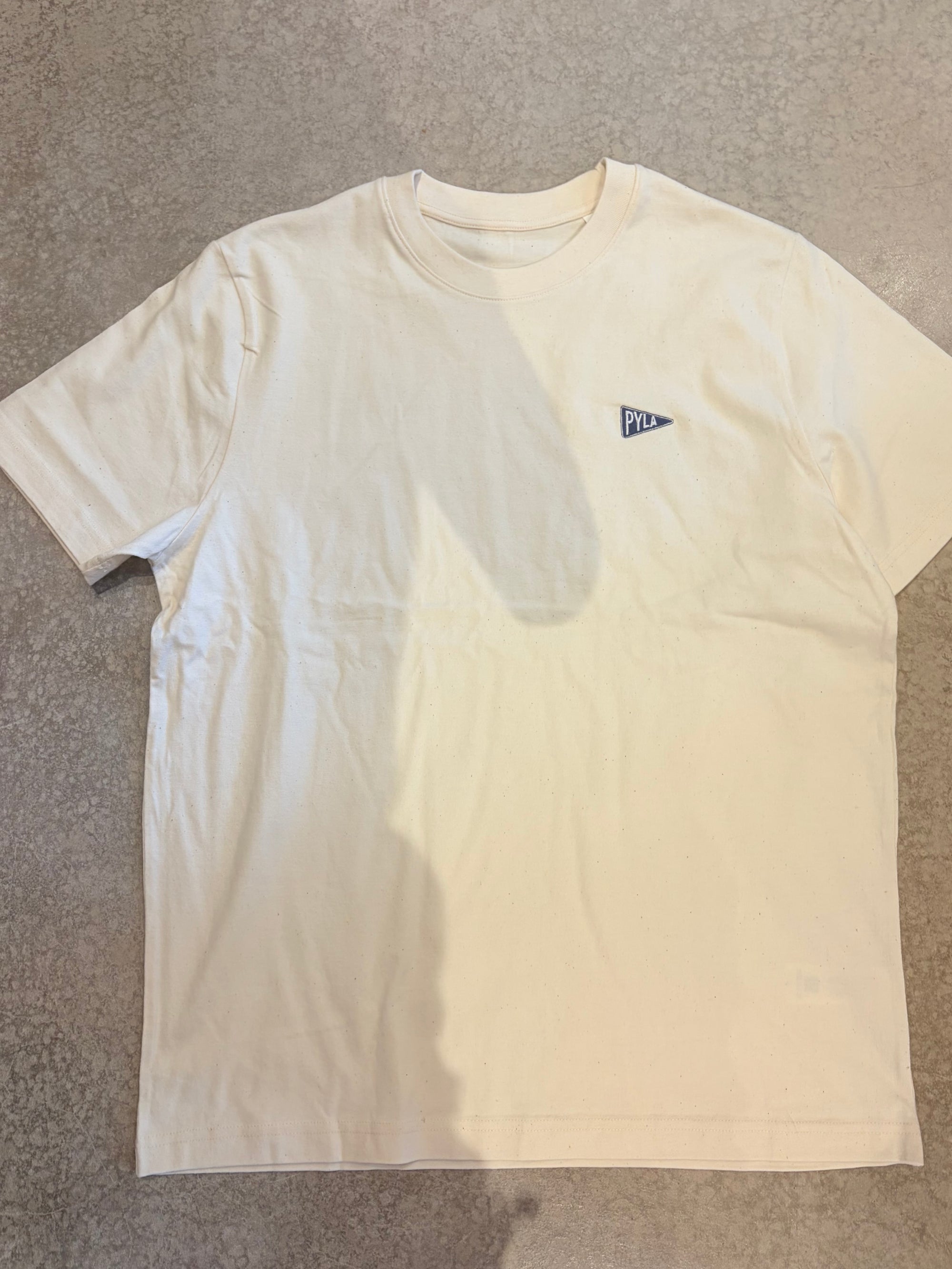 PYLA tee premium brodé