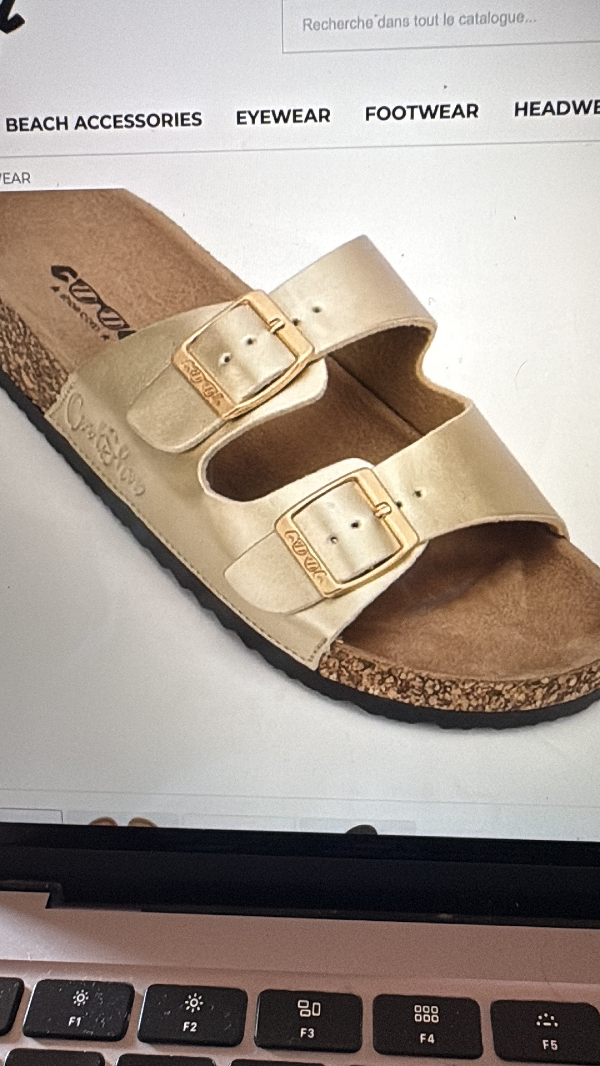 COOL SHOES 26 Strand